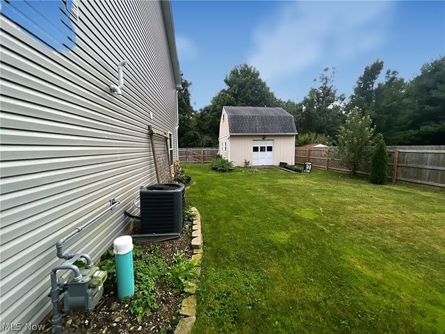 756 Hazelwood Drive, Vermilion, OH 44089