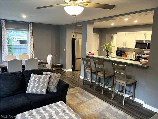 756 Hazelwood Drive, Vermilion, OH 44089