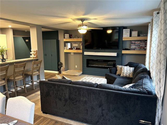 756 Hazelwood Drive, Vermilion, OH 44089