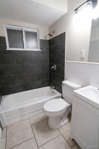 6300 Evergreen Boulevard, St Louis, MO 63134