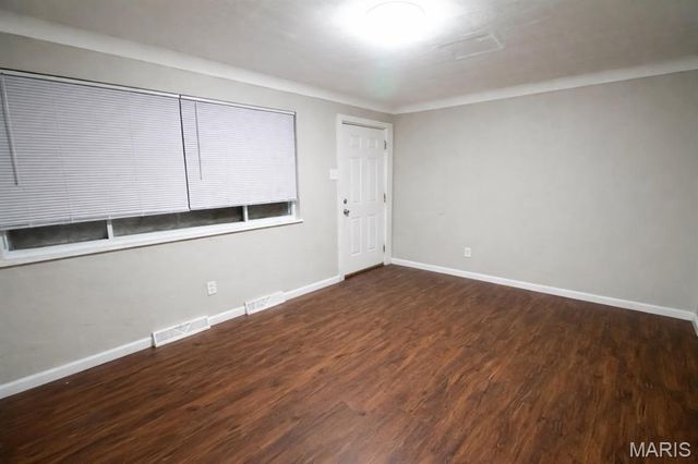 6300 Evergreen Boulevard, St Louis, MO 63134