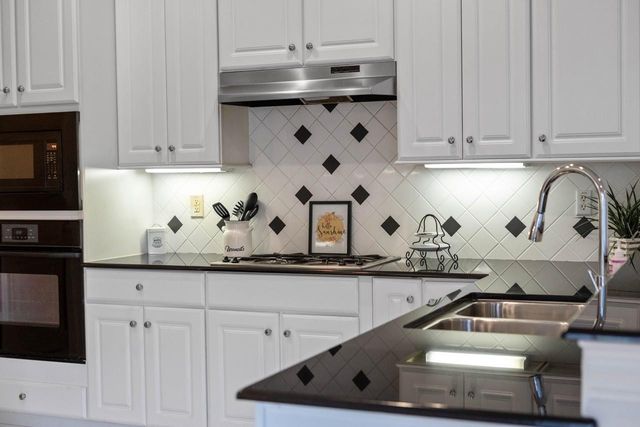 1414 Caravelle Court, Katy, TX 77494