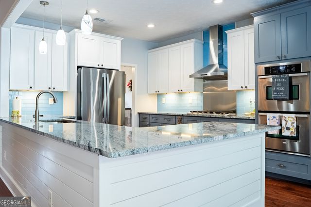 558 Savannah Rose Way, Lawrenceville, GA 30045