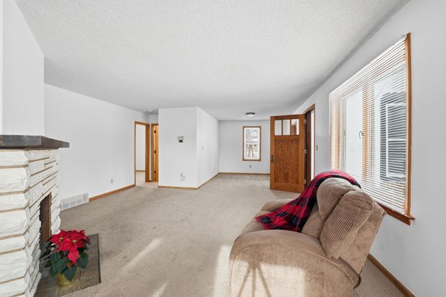 1443 Hazelwood Street, Saint Paul, MN 55106