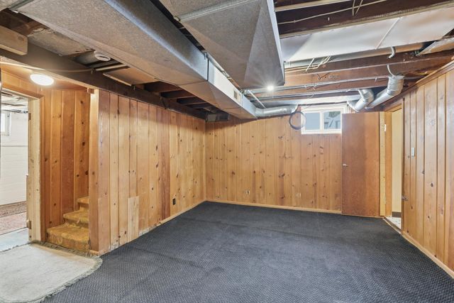 1443 Hazelwood Street, Saint Paul, MN 55106