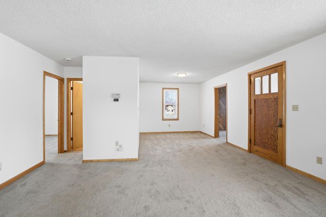 1443 Hazelwood Street, Saint Paul, MN 55106