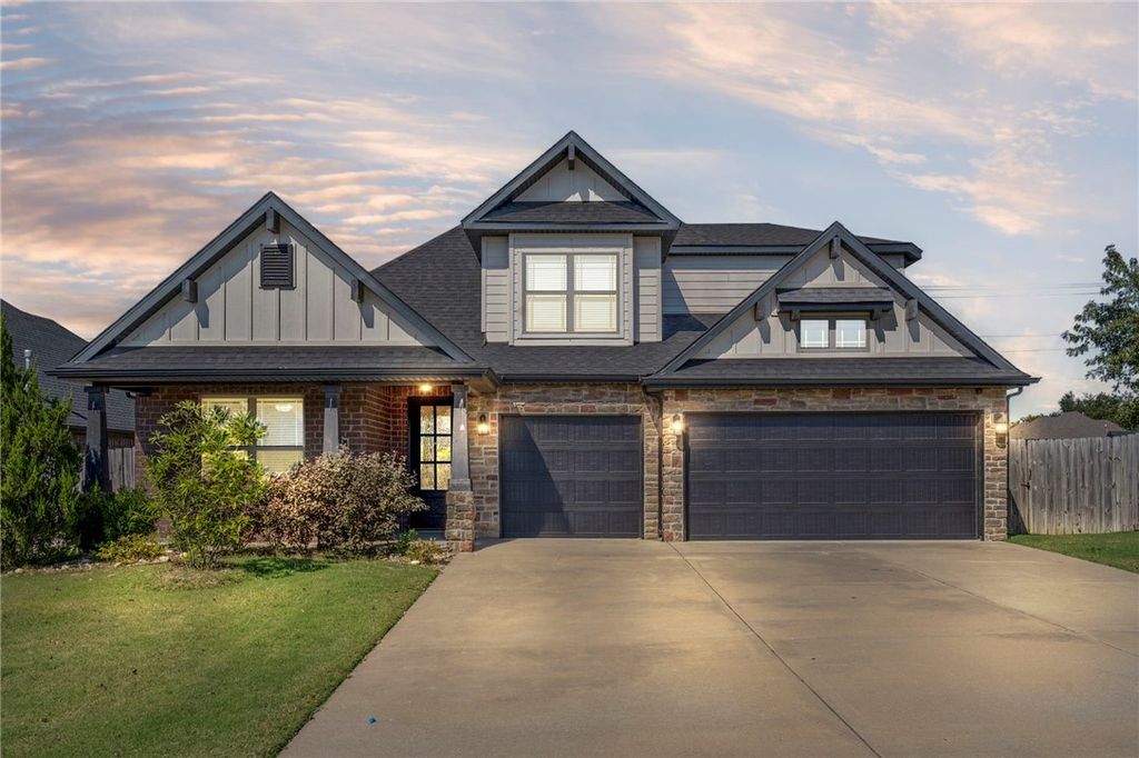 4102 SW Bermuda Avenue, Bentonville, AR 72713