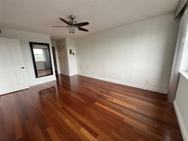 2521 NW 104th Avenue 302, Sunrise, FL 33322