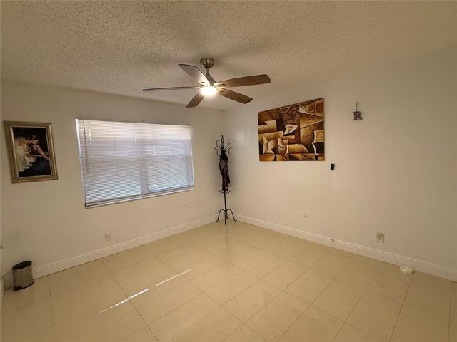 2521 NW 104th Avenue 302, Sunrise, FL 33322