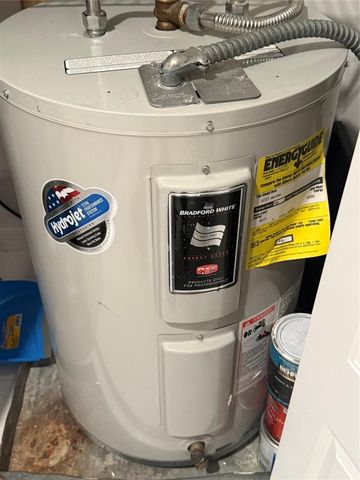 2521 NW 104th Avenue 302, Sunrise, FL 33322