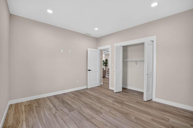 4467 Charm Drive, Waterloo, IA 50701