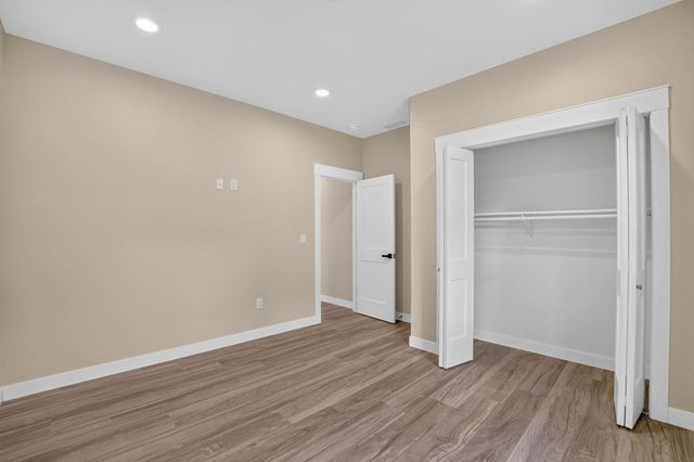 4467 Charm Drive, Waterloo, IA 50701