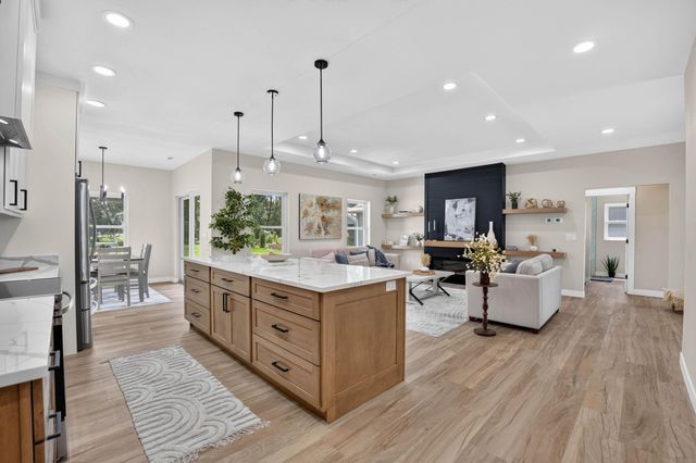 4467 Charm Drive, Waterloo, IA 50701