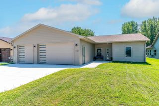 4467 Charm Drive, Waterloo, IA 50701