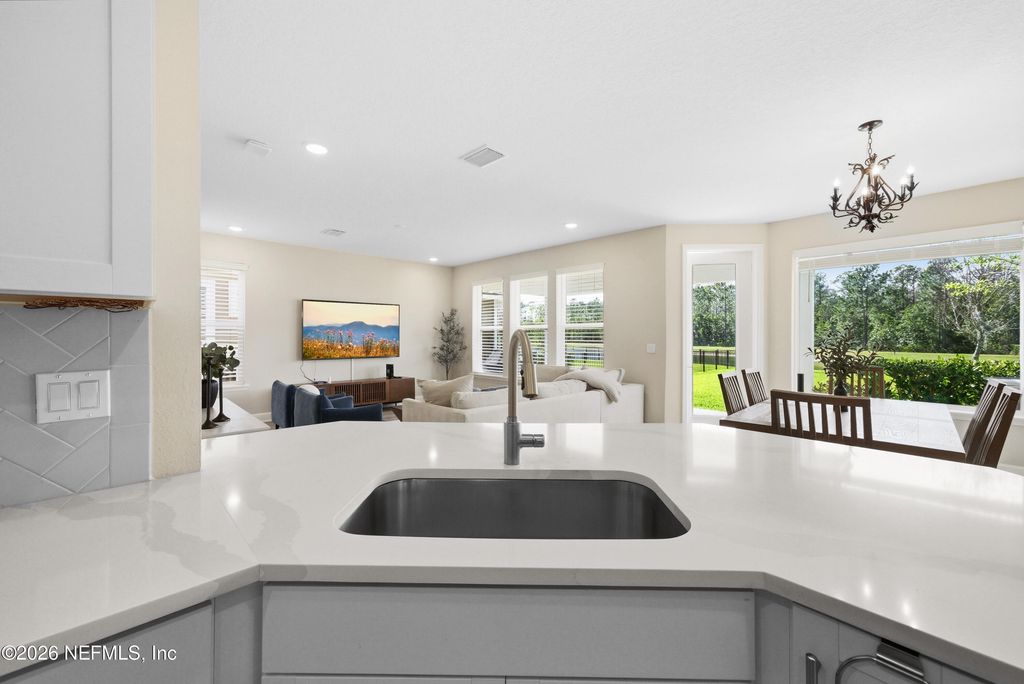 9834 INTELLECT Trail, Jacksonville, FL 32256