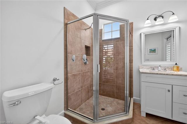 15859 Delasol LN, Naples, FL 34110