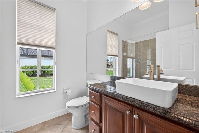 15859 Delasol LN, Naples, FL 34110