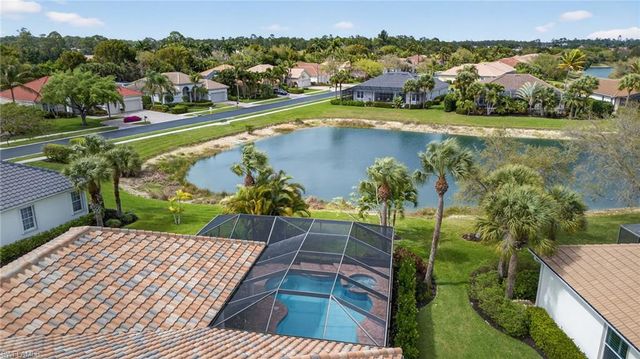 15859 Delasol LN, Naples, FL 34110