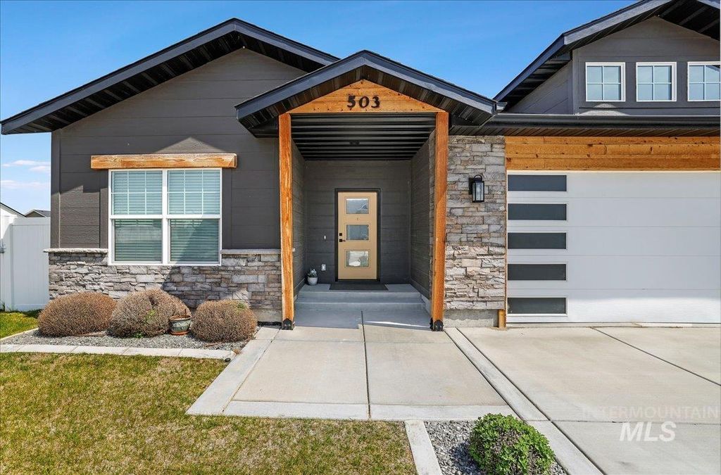 503 April Ave, Twin Falls, ID 83301