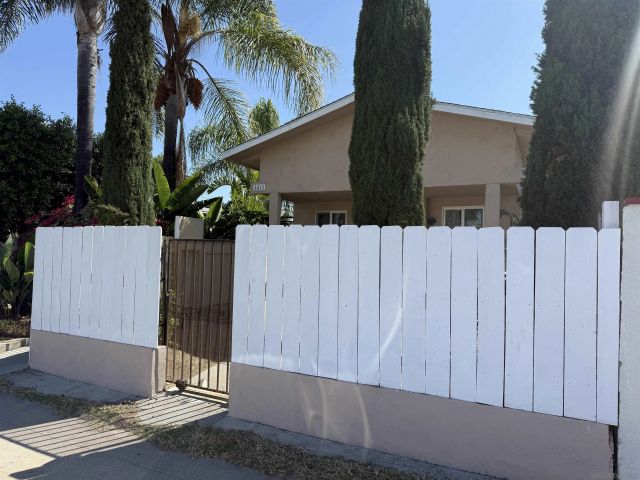 3613-15 Central Avenue, San Diego, CA 92105