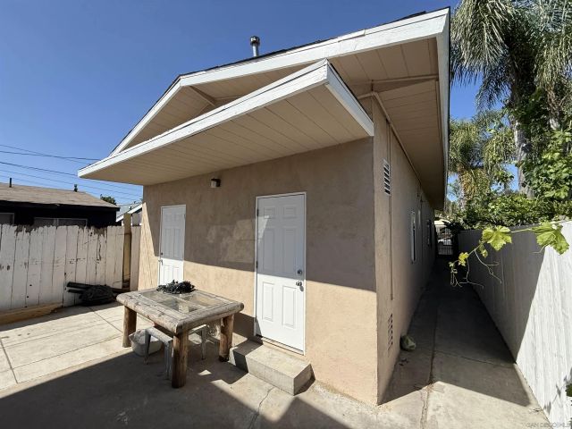 3613-15 Central Avenue, San Diego, CA 92105
