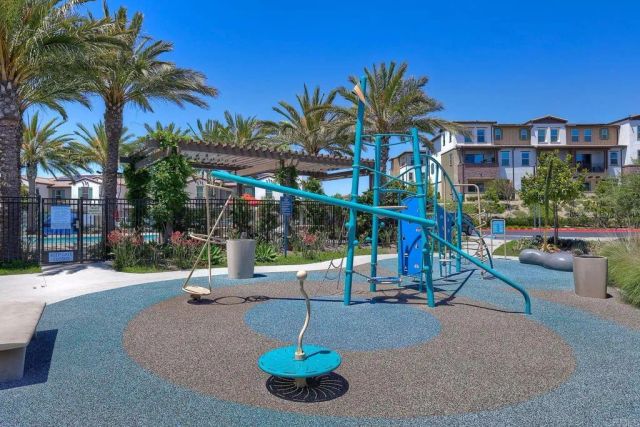 1715 Crabapple Way, Oceanside, CA 92056