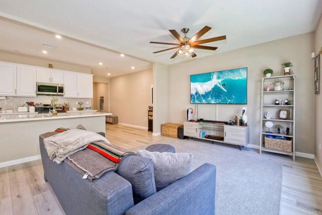 1715 Crabapple Way, Oceanside, CA 92056