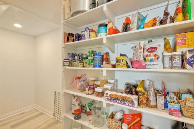 1715 Crabapple Way, Oceanside, CA 92056