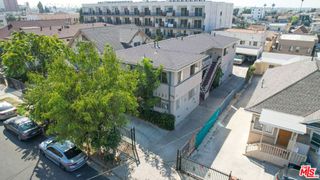 1121 S Mariposa Avenue, Los Angeles, CA 90006