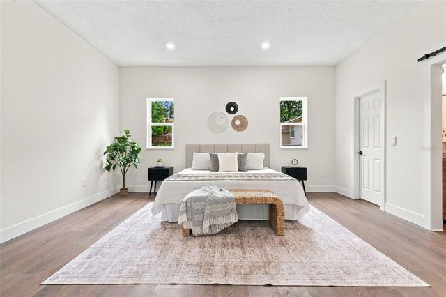 2506 DELANEY AVENUE, Orlando, FL 32806