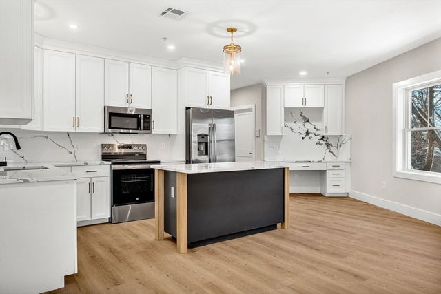 441 Washington Street 301, Dedham, MA 02026