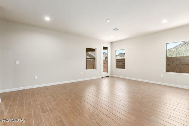 1155 S Nedra Place, Vail, AZ 85641