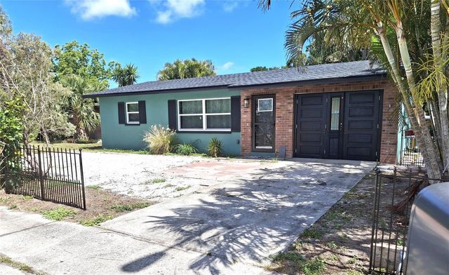 506 8TH AVE SW, Largo, FL 33770