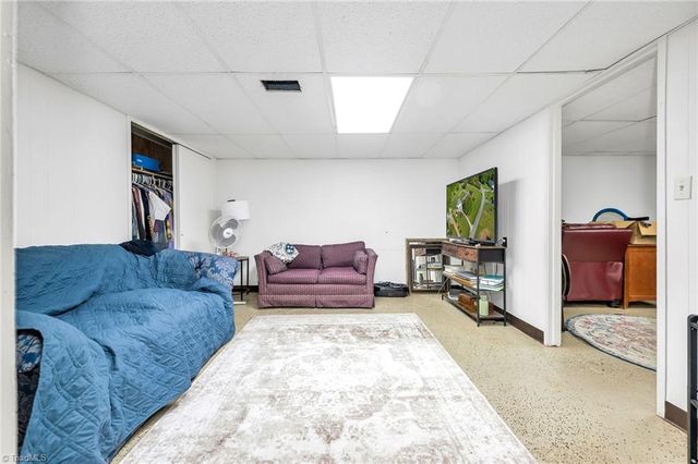 179 Pondview Drive, Wilkesboro, NC 28697