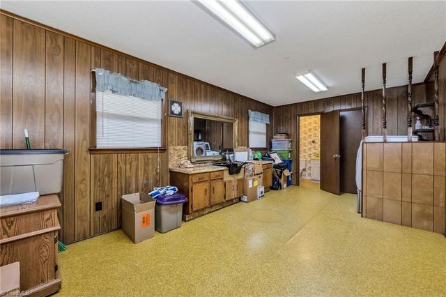 179 Pondview Drive, Wilkesboro, NC 28697