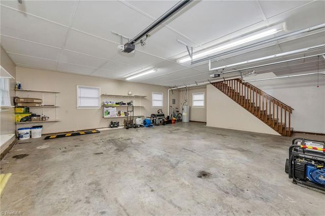179 Pondview Drive, Wilkesboro, NC 28697