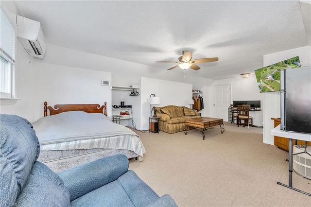 179 Pondview Drive, Wilkesboro, NC 28697