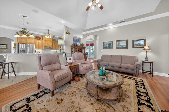 201 Glenda Street, Whitehouse, TX 75791
