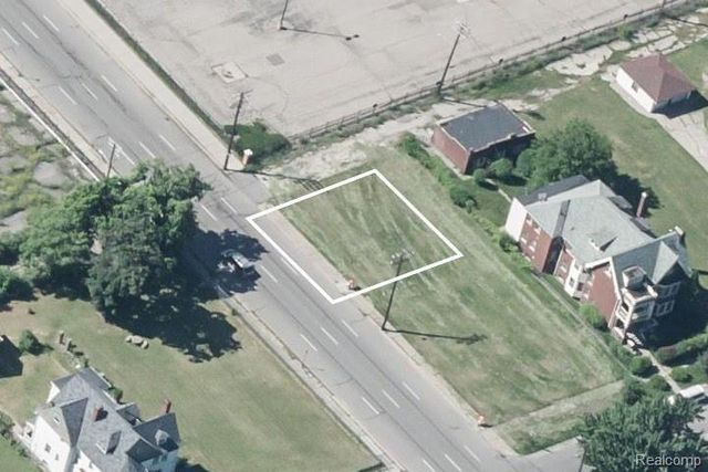 7719 John R, Detroit, MI 48202