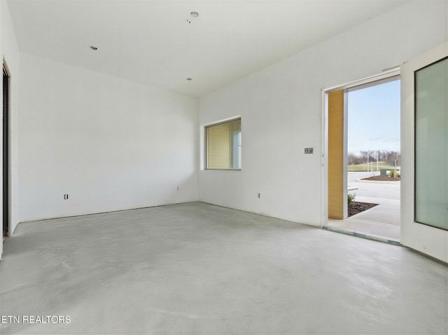 2604 Sevier Ave 102, Knoxville, TN 37920