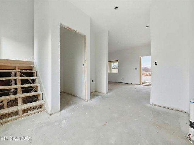 2604 Sevier Ave 102, Knoxville, TN 37920