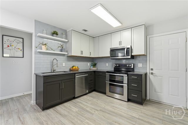 206 White Bluff Drive, Guyton, GA 31312