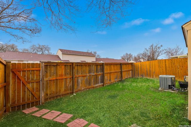 9140 Timber Path Unit 2502, San Antonio, TX 78250