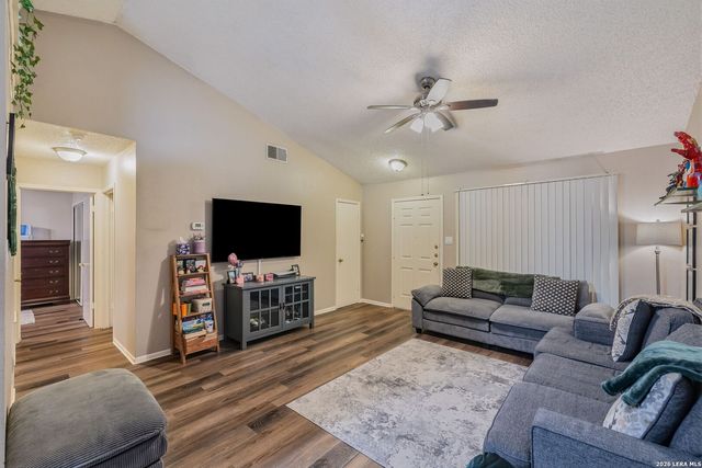 9140 Timber Path Unit 2502, San Antonio, TX 78250