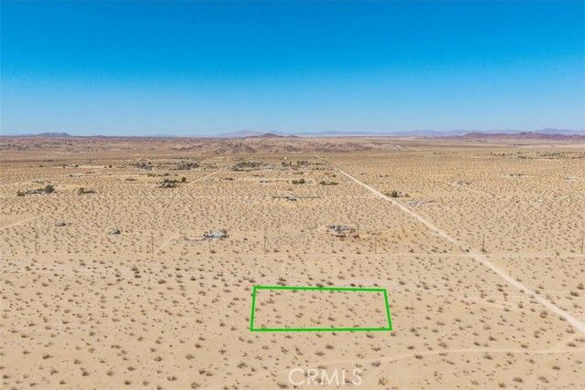 5888 La Ferney Avenue, Joshua Tree, CA 92252