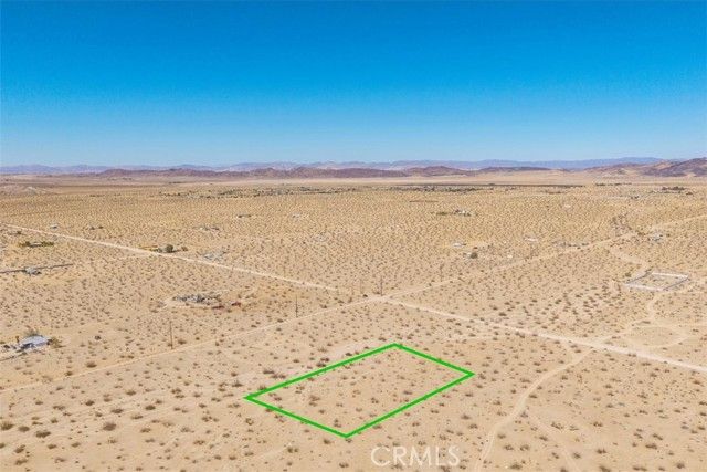 5888 La Ferney Avenue, Joshua Tree, CA 92252