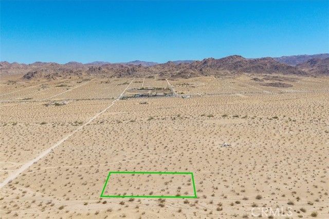 5888 La Ferney Avenue, Joshua Tree, CA 92252