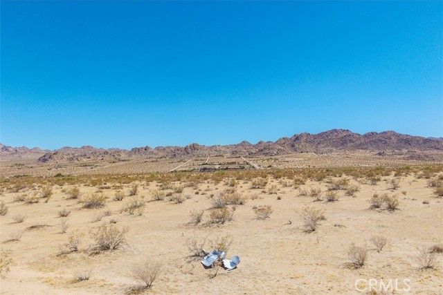 5888 La Ferney Avenue, Joshua Tree, CA 92252