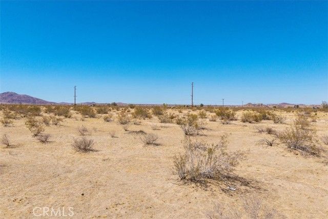 5888 La Ferney Avenue, Joshua Tree, CA 92252