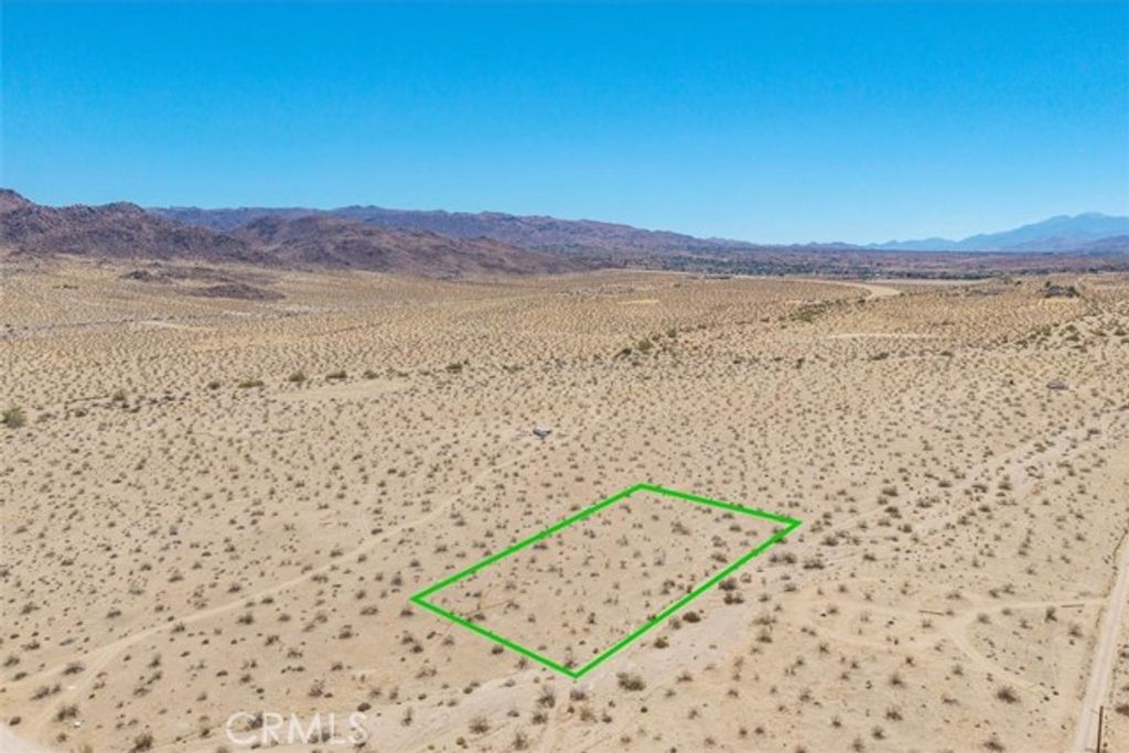 5888 La Ferney Avenue, Joshua Tree, CA 92252